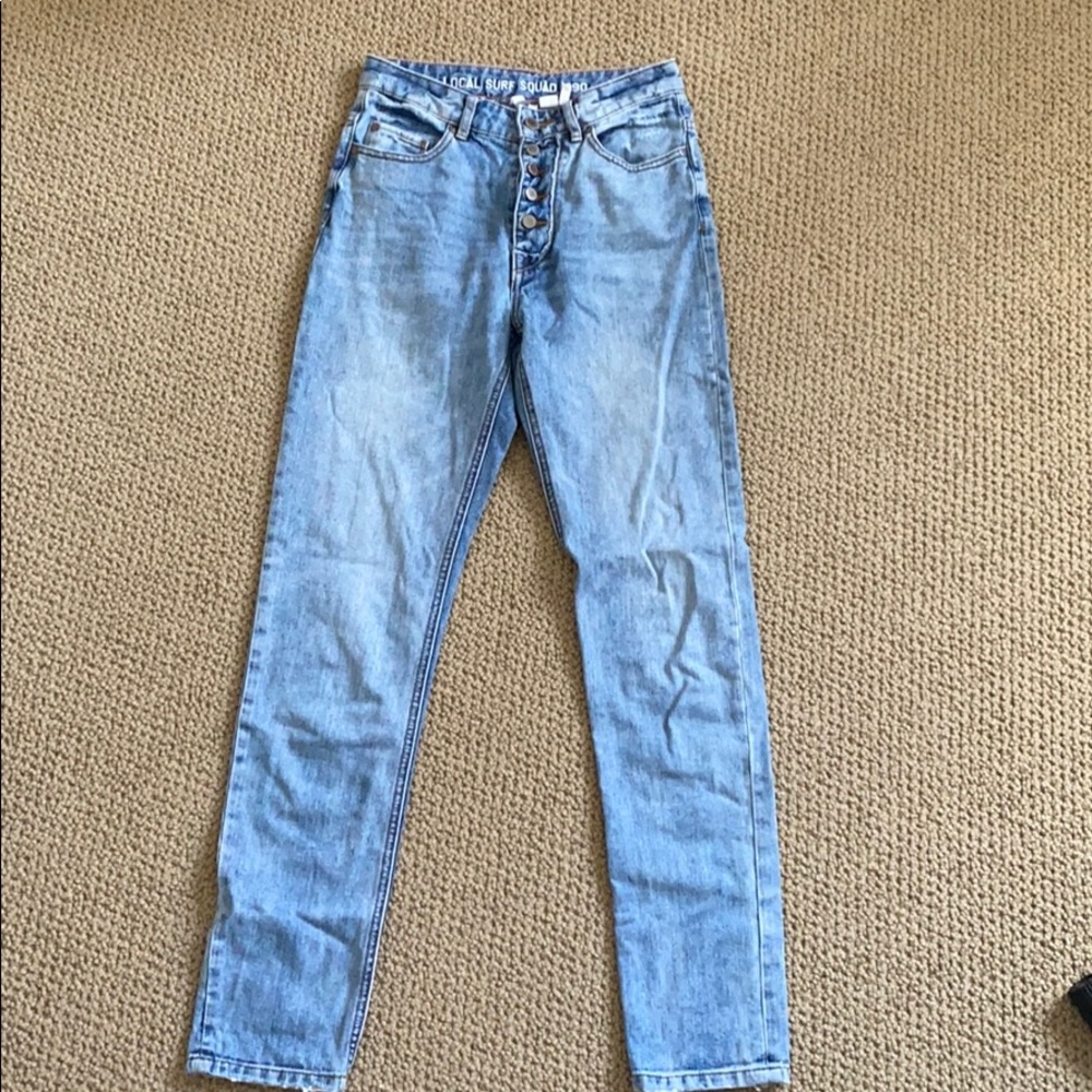 Super cute high waisted straight leg jeans